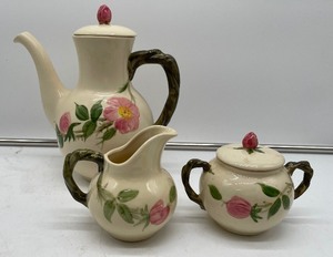 lot 134 image: Franciscan Desert Rose Coffee Pot, Creamer and Sugar Bowl with Lid