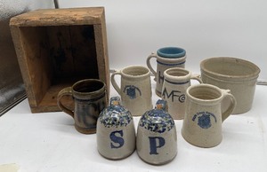 lot 125 image: Wildfire Pottery S&P shakers, wood box lot