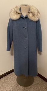 lot 170 image: Vintage Womens Wool Coat with Fur or Faux Fur Trim