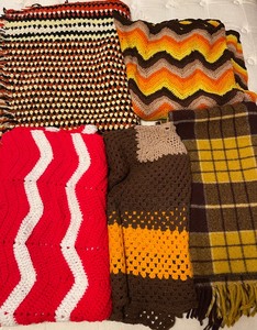 lot 177 image: Fairbo Woolen Mills Car Blanket and Crocheted Blanket 