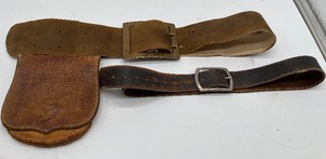 lot 227 image: Leather Belt Bag Shooting Pouch Shooters Bag pouch and belts