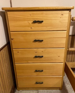 lot 238 image: Five Drawer Dresser Chest of Drawers (matches Headboard)