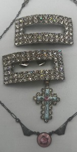 lot 318 image: Victorian Sterling Silver Guilloche Enamel Rose Filigree Childs Necklace, Enamel Cross and shoe clips