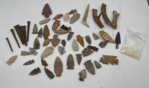 lot 267 image: Arrowheads, Antique Nails and Antler Pieces