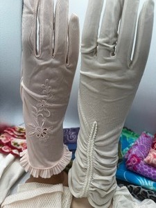 lot 193 image: Lot of Vintage Scarves and Womens Ladies Gloves