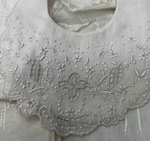 lot 196 image: Linen Vintage Antique Baby undergarments and collars