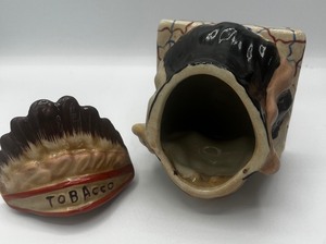 lot 324 image: Vintage Tobacco Indian Trinket Box Porcelain