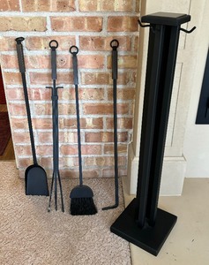 lot 107 image: Decorative Metal Fireplace Tool Set