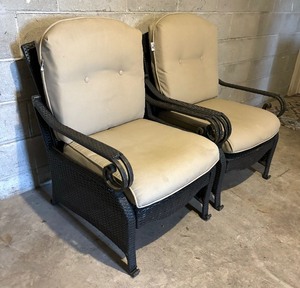 lot 150 image: Pair of Nice Patio Chairs