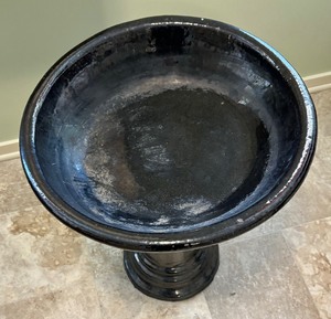 lot 155 image: Beautiful Birdbath