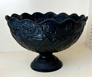 lot 165 image: Bins, Baskets and More