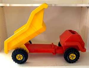 lot 175 image: Fun Tonka Truck