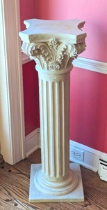 lot 19 image: Decorative Plaster Pedestal