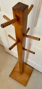 lot 90 image: Childs Size Wood Clothes Rack - Coat Hanger
