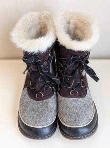 lot 206 image: Sorel Womens Tivoli Boots