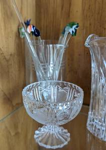 lot 234 image: Assorted Fancy Glassware