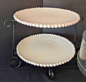 lot 235 image: Decorative Serving Platers and Cake Dish