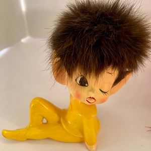 lot 51 image: Playful Lot of Home Decor