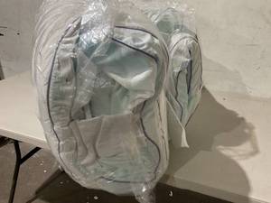 lot 343 image: Dual Layer Mattress Topper