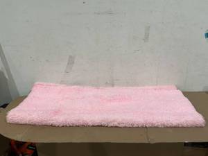 lot 172 image: Pink Shag Area Rug