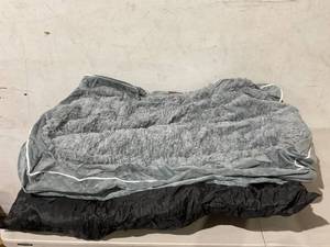 lot 579 image: Grey Dog Bed, Measures 41 x 30