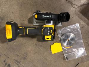 DEWALT 20V XR Cordless 3 in. Cut-Off Tool (Tool Only)  Customer Returns See Pictures