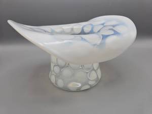lot 42 image: Fenton White Opalescent Coin Dot Top Hat Bowl Bowl