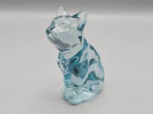 lot 53 image: Fenton Glass Cat