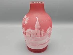 lot 54 image: English Thomas Webb CAMEO Art Glass Vase