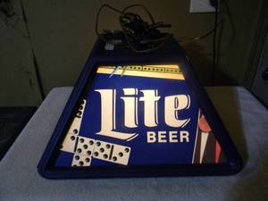 lot 76 image: VINTAGE MILLER LITE BEER POKER, DICE, GAMBLING HANGING BAR LIGHT - WORKS - FANTASTIC OLD SCHOOL PIECE - APPROX  By  - SEE PICTURES