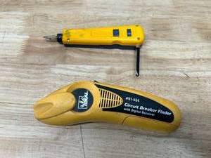 lot 69 image: FLUKE NETWORK Impact Tool with IDEAL Circuit Breaker Finder