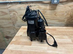 lot 91 image: FLOTEC FPSE3200A Submersible Sewage Pump