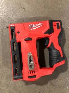 Milwaukee M12 12-Volt Lithium-Ion Cordless 38 in. Crown Stapler (Tool-Only) Customer Returns See Pictures