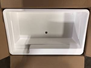 BigTub Utilatub Combo 40 in. x 24 in. 33 in. Polypropylene Floor Mount Utility Tub with Pull-Out Faucet in White  Customer Returns See Pictures