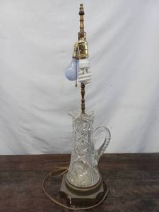 lot 118 image: Old Crystal Pitcher Lamp