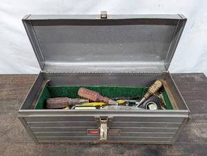 lot 102 image: Sears Craftsman Toolbox With Tools