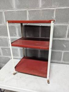 lot 406 image: Three-Tier Metal Rolling Cart