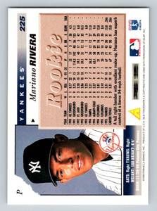 lot 99 image: Mariano Rivera RC 1996 Score #225 Rookie Baseball Card