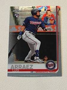 lot 47 image: Luis Arraez RC 2019 Topps Chrome #45 Minnesota Twins Rookie Baseball Card