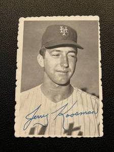 lot 131 image: Jerry Koosman 1969 Topps Deckle Edge #25 Vintage Minnesota Twins Baseball Card