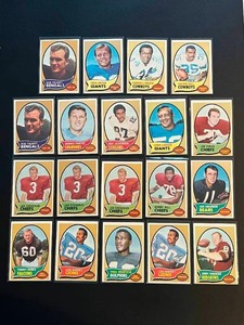 lot 211 image: 1970 Topps Football 19 Card Lot with Stars - Stenerud RC (2), Jurgensen, Warfield, Bell, Barney, Nobis, Hill and more Vintage Football Cards