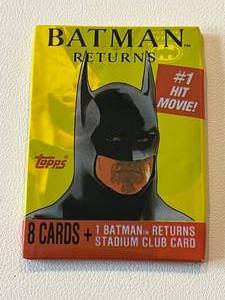 lot 303 image: 1991 Batman Returns Sealed Pack 1991 Topps DC Comics