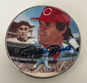 lot 51B image: Pete Rose Signed Mini Plate - 1985 The Best of Baseball Original Paintings by Ted Sizemore, Autograph