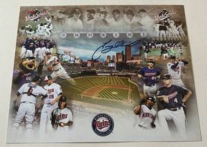 lot 38B image: Tony Oliva Signed 8x10 Photo Minnesota Twins Baseball