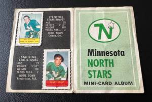 lot 119A image: 1969-70 O-Pee-Chee Minnesota North Stars 4-in-1 Stamp Album, complete, Vintage Hockey Card