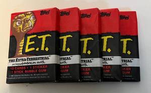 lot 176A image: (5) E.T. 1982 Topps Vintage Card Packs