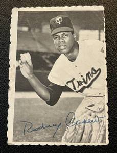 lot 383 image: Rod Carew 1969 Topps Deckle Edge #12 Vintage Baseball Card