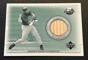 lot 393 image: Kirby Puckett Bat Relic - 2002 Upper Deck Sweet Spot Classics #B-KP Minnesota Twins Baseball Card