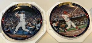 lot 402 image: Johnny Bench and Kirk Gibson Collectors Plates 1996 Numbered