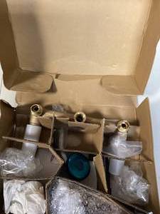 Pfister Bedford 2-Handle 3-Spray Round Shower Faucet in Polished Chrome (Valve Included) Customer Returns See Pictures